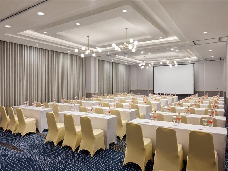 Hotel Santika Pasir Koja Bandung