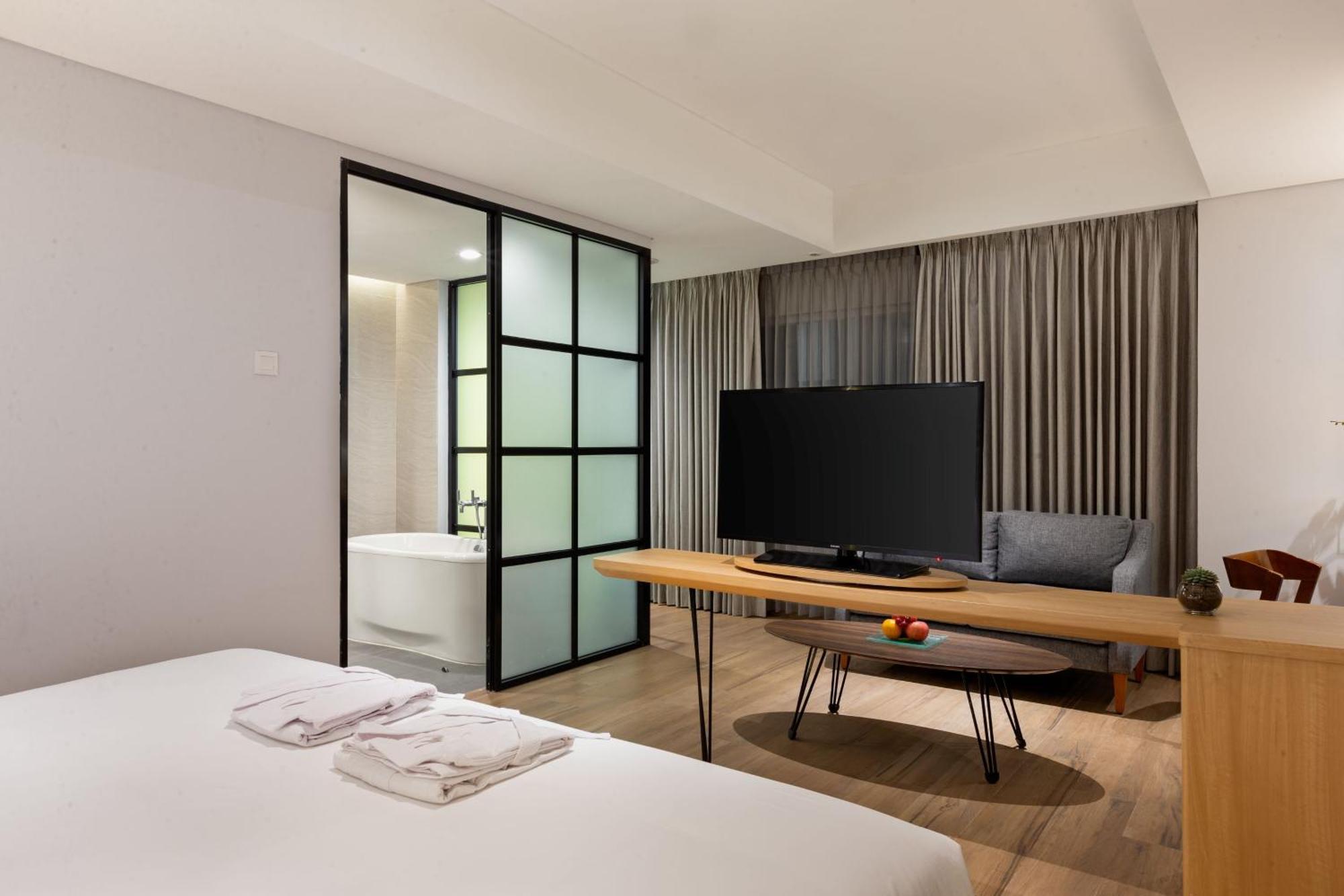 Hotel Santika Pasir Koja