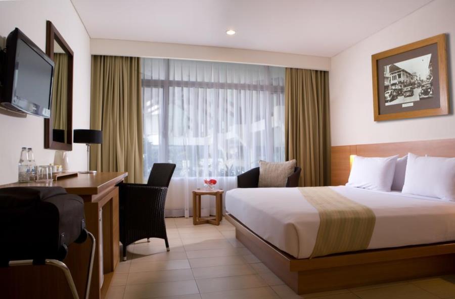 Santika Pasir Koja Hotel 3*