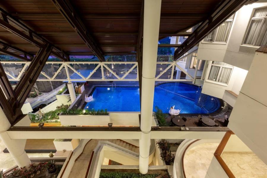 Hotel Santika Pasir Koja 3*