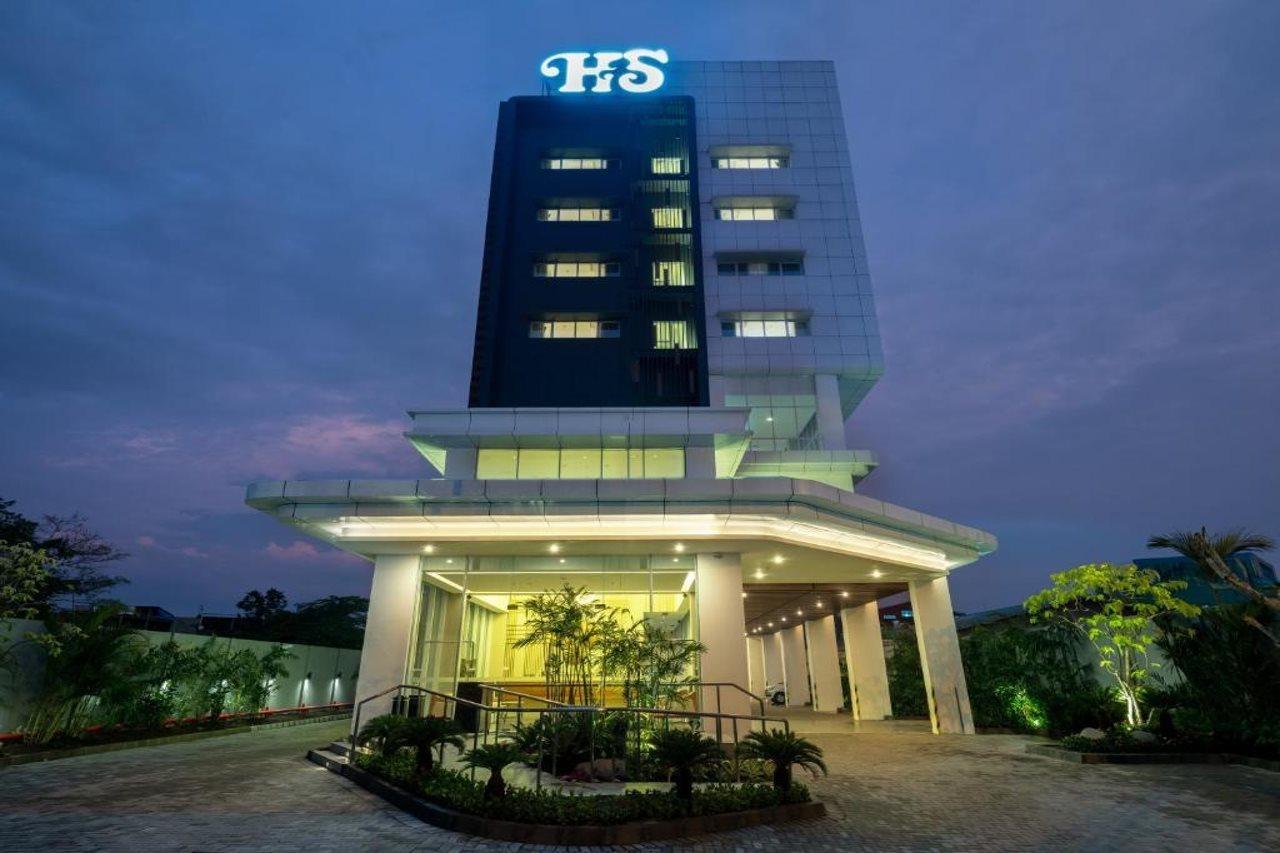 Hotel Santika Pasir Koja 3*