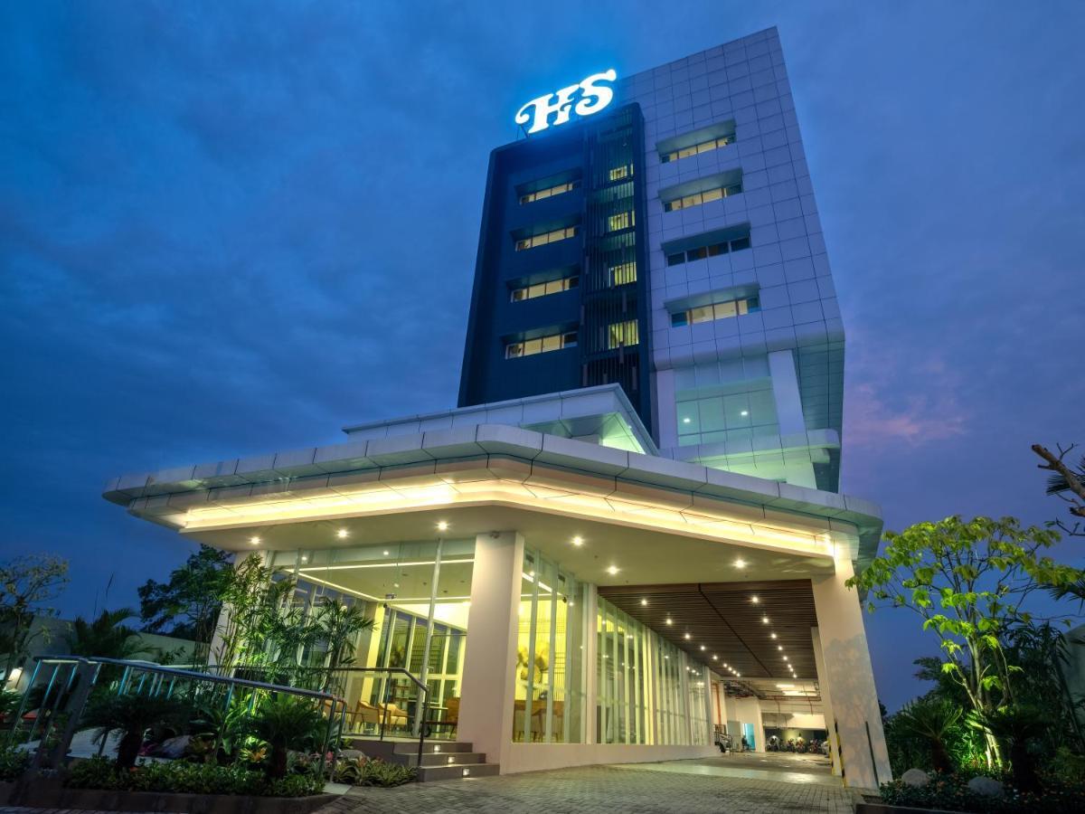 Santika Pasir Koja Hotel